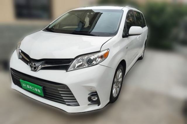 Used Toyota SIENNA 2014 Model 3.5L Automatic (Parallel Import)