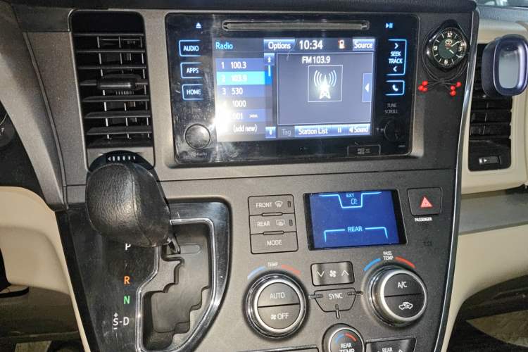 Used Toyota SIENNA 2015 3.5L Two-Wheel Drive LE Audio And AC Panel
