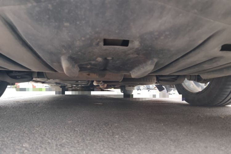 Used Toyota SIENNA 2015 3.5L Two-Wheel Drive LE Chassis Rear