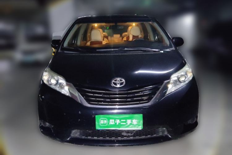 Used Toyota SIENNA 2015 3.5L Four-Wheel Drive L Front