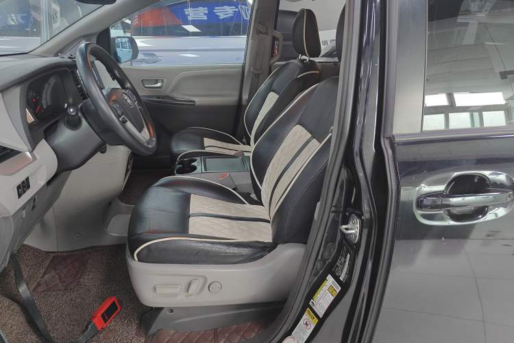 Used Toyota SIENNA 2015 3.5L Automatic 7-Seater Parallel Import Left Front Seat
