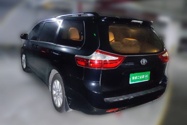 Used Toyota SIENNA 2015 3.5L Four-Wheel Drive L Rear Left 45 Deg
