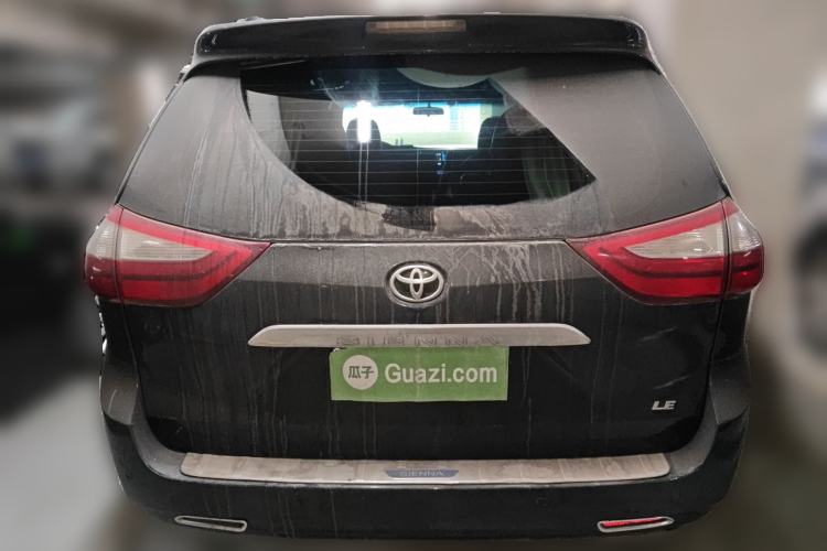 Used Toyota SIENNA 2015 3.5L Two-Wheel Drive LE Rear