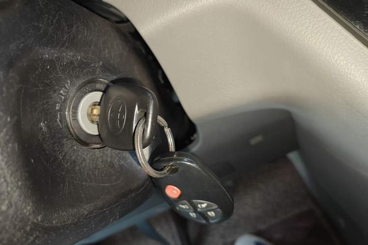 Used Toyota SIENNA 2015 3.5L Automatic 7-Seater Parallel Import Vehicle Key