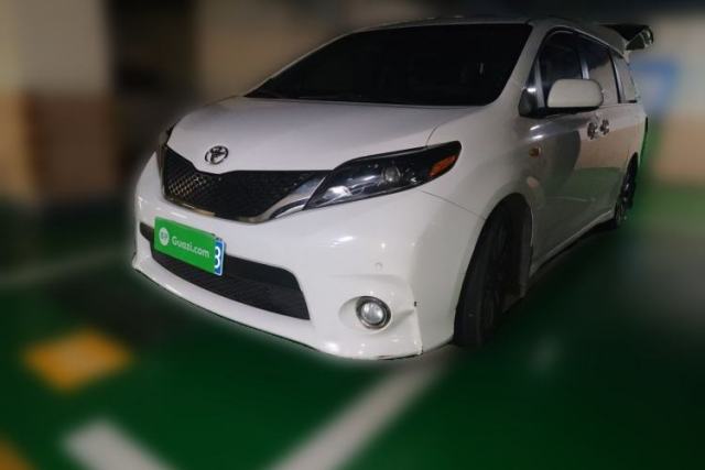 Used Toyota SIENNA 2015 3.5L Two-Wheel Drive LE U.S. Specification