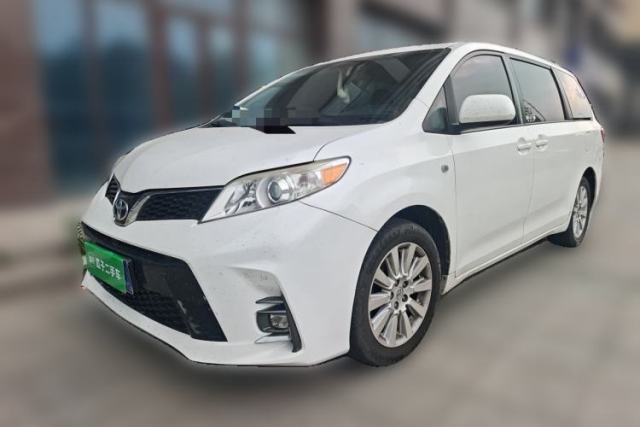 Used Toyota SIENNA 2015 3.5L 4WD LE Gasoline U.S. Specification