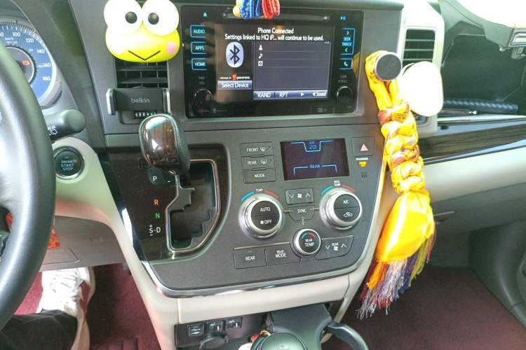 Used Toyota SIENNA 2015 3.5L Automatic 7-Seater Parallel Import Audio And AC Panel