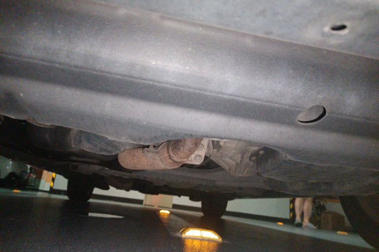 Used Toyota SIENNA  Chassis Front