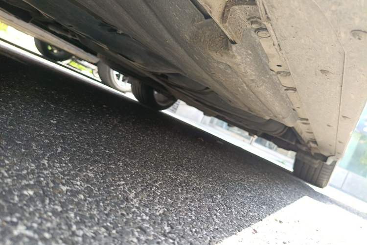 Used Toyota SIENNA 2015 3.5L Automatic 7-Seater Parallel Import Chassis Front Left