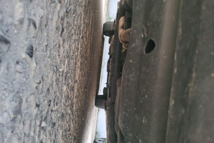 Used Toyota SIENNA  Chassis Front