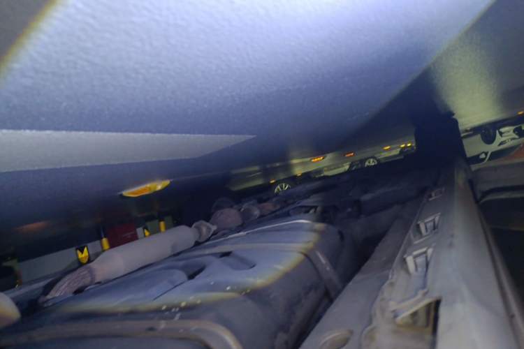 Used Toyota SIENNA  Chassis Rear Left