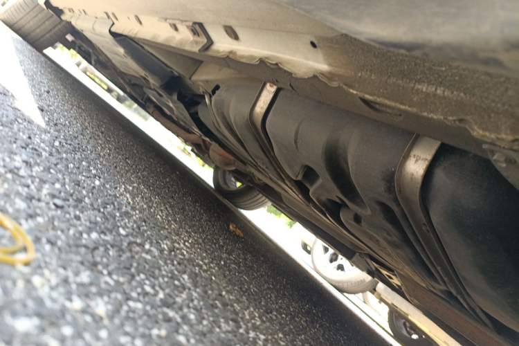 Used Toyota SIENNA 2015 3.5L Automatic 7-Seater Parallel Import Chassis Rear Left