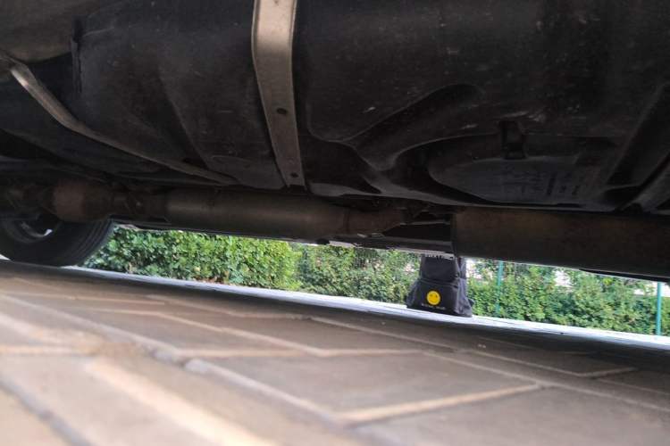 Used Toyota SIENNA  Chassis Rear Left