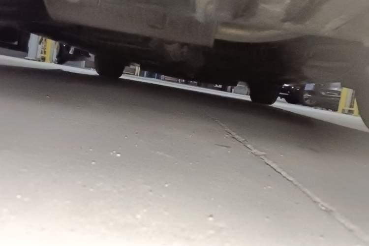 Used Toyota SIENNA 2015 3.5L Two-Wheel Drive LE Chassis Rear