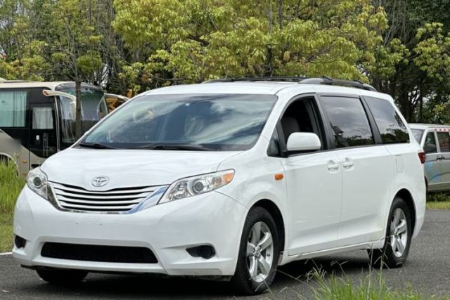 Used Toyota SIENNA 2015 3.5L Two-Wheel Drive L