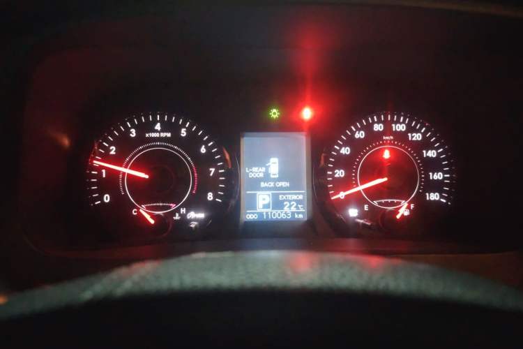 Used Toyota SIENNA 2015 3.5L Four-Wheel Drive L Instrument Cluster