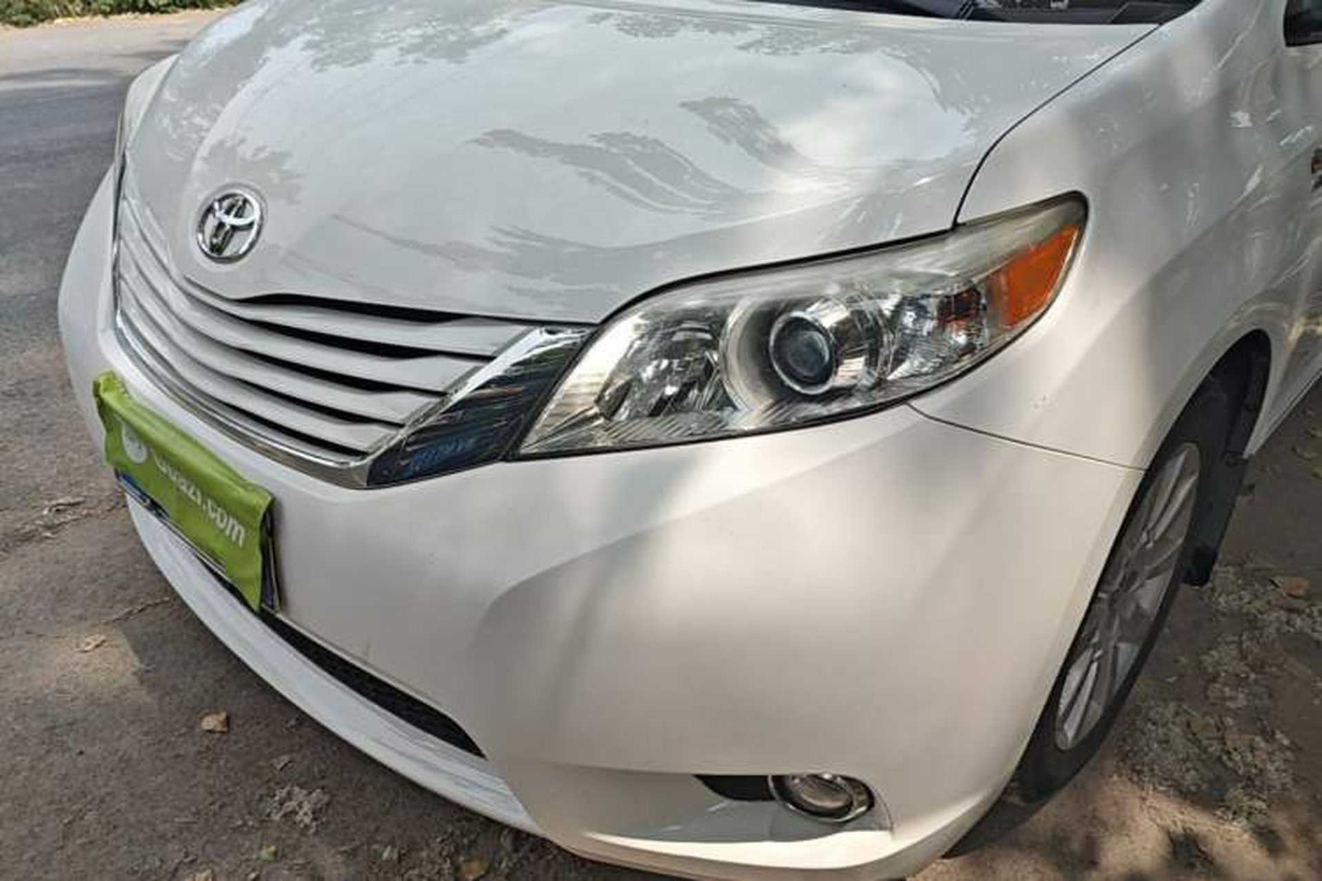 Used Toyota SIENNA 2015 3.5L 4WD LE Gasoline U.S. Specification Left Front Headlight