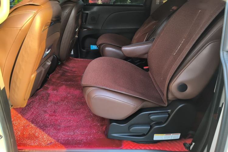 Used Toyota SIENNA  Left Rear Seat