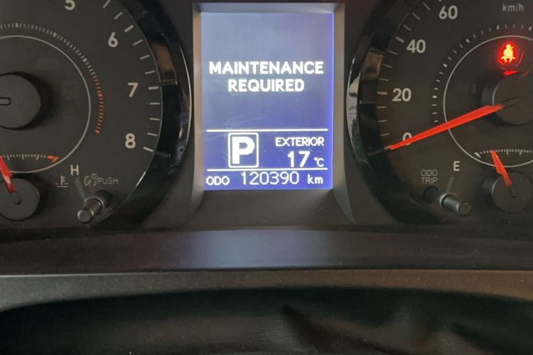 Used Toyota SIENNA 2015 3.5L Two-Wheel Drive L Odometer Close Up