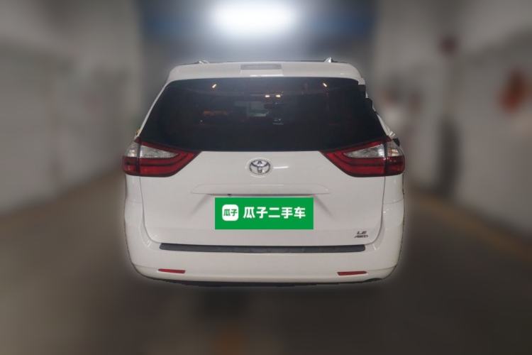 Used Toyota SIENNA 2015 3.5L Four-Wheel Drive L Rear