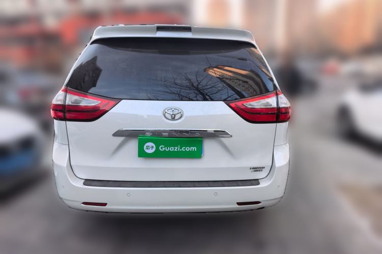 Used Toyota SIENNA 2015 3.5L Four-Wheel Drive L Rear