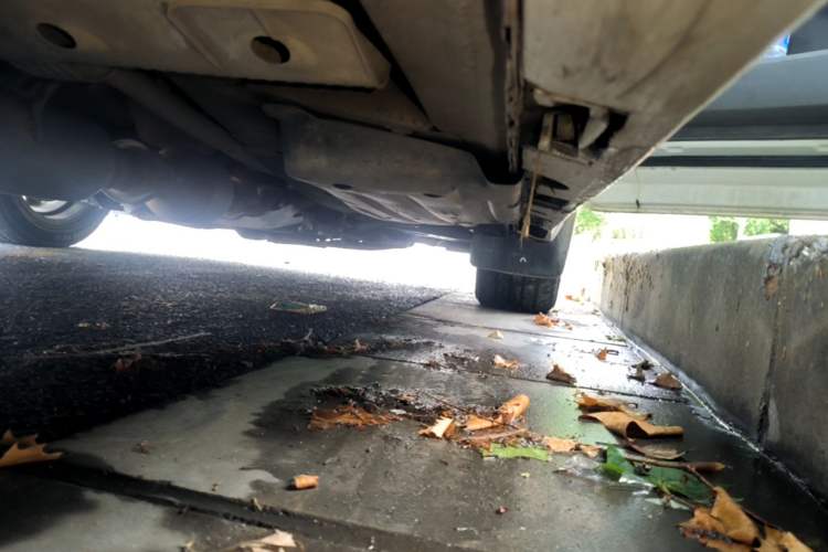 Used Toyota SIENNA 2015 3.5L Automatic 7-Seater Parallel Import Right Side Sill