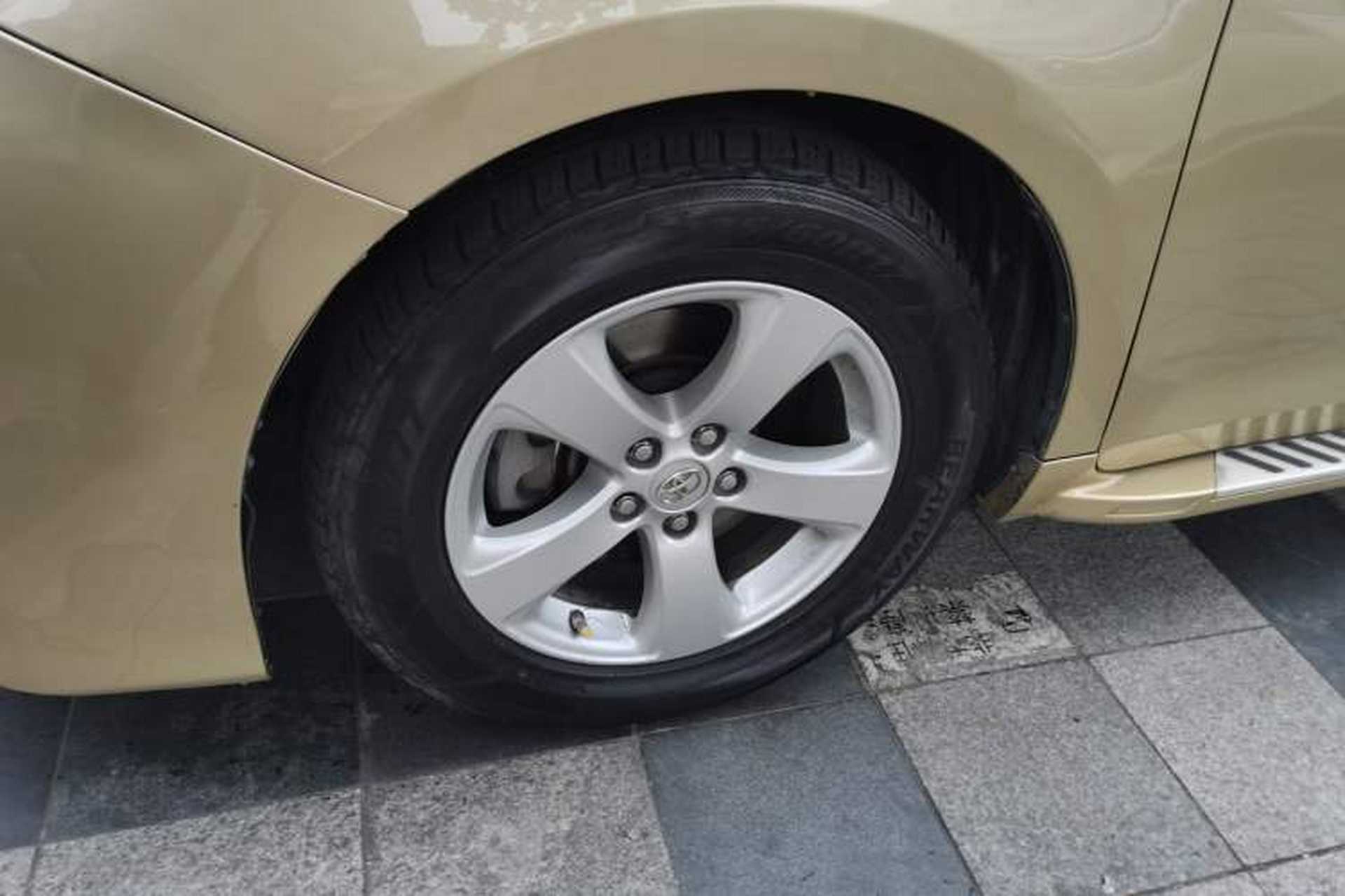 Used Toyota SIENNA 2015 3.5L Automatic 7-Seater Parallel Import Exterior 7