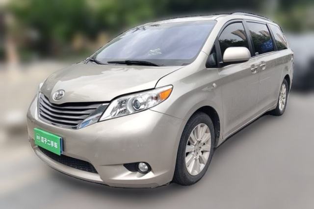 Used Toyota SIENNA 2015 3.5L Automatic 7-Seater Parallel Import