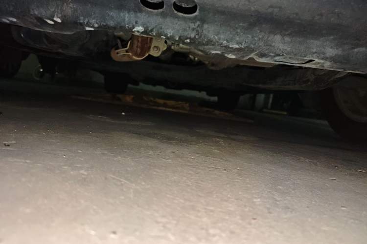 Used Toyota SIENNA  Chassis Front