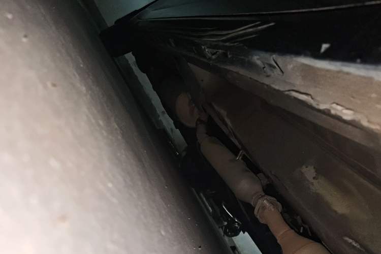 Used Toyota SIENNA  Chassis Front Right
