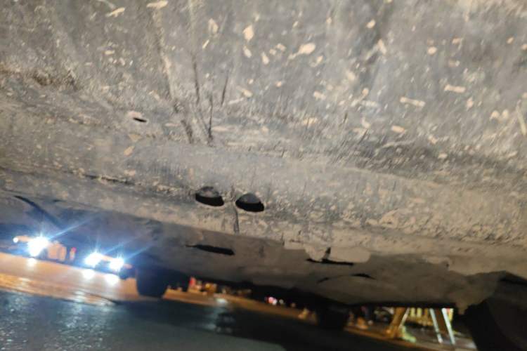 Used Toyota SIENNA  Chassis Front