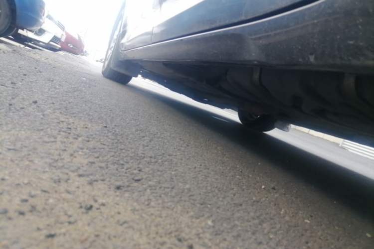 Used Toyota SIENNA  Chassis Rear Left