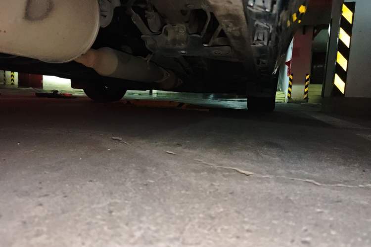 Used Toyota SIENNA  Chassis Rear Right