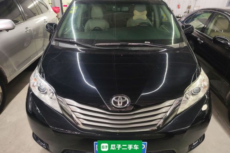Used Toyota SIENNA 2016 3.5L Two-Wheel Drive 7-Seater Parallel Import Exterior 1