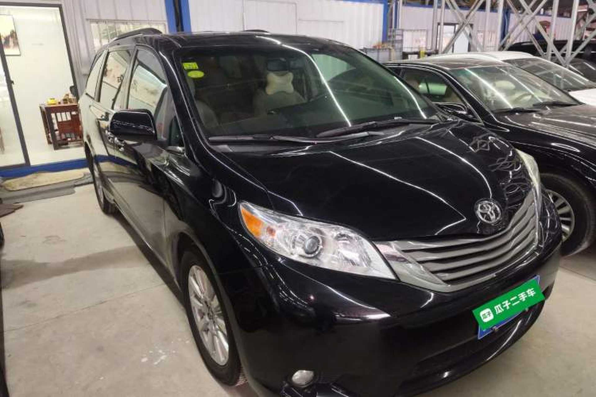 Used Toyota SIENNA 2016 3.5L Two-Wheel Drive 7-Seater Parallel Import Exterior 2