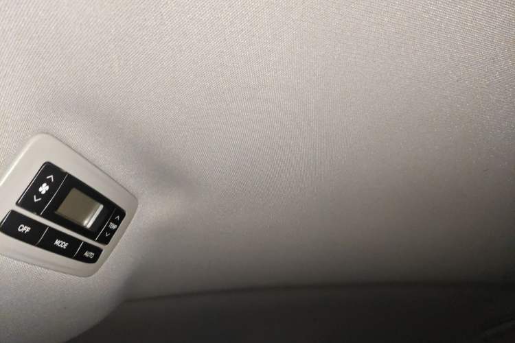 Used Toyota SIENNA  Headliner