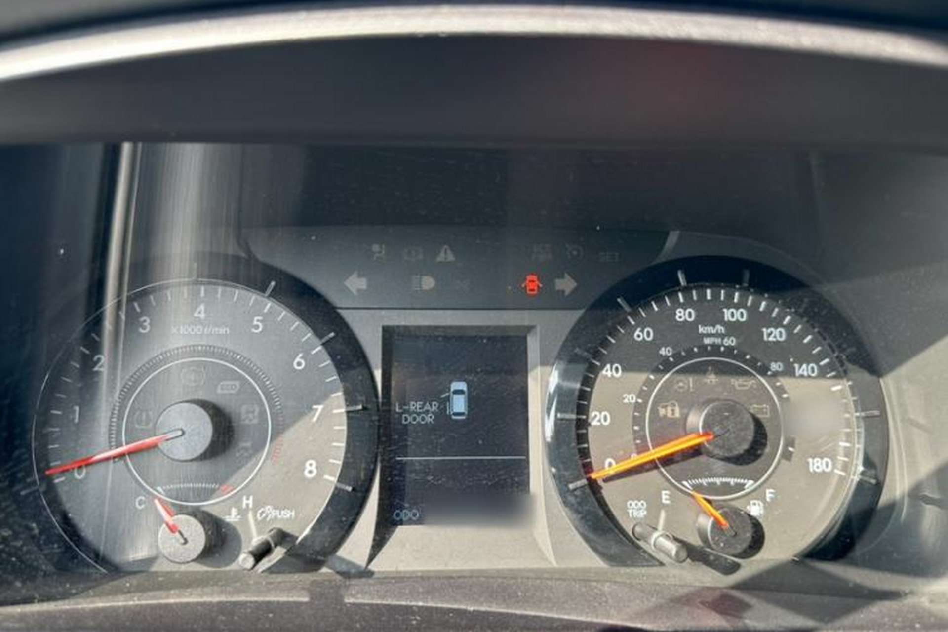 Used Toyota SIENNA 2016 3.5L Two-Wheel Drive 7-Seater Parallel Import Instrument Cluster