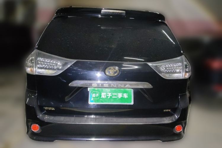 Used Toyota SIENNA 2016 3.5L Two-Wheel Drive 7-Seater Parallel Import Rear