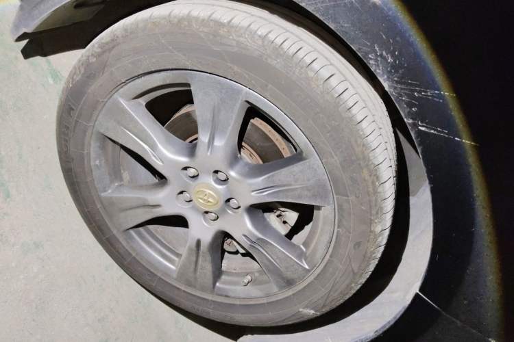 Used Toyota SIENNA 2016 3.5L Two-Wheel Drive 7-Seater Parallel Import Right Front Wheel Hub
