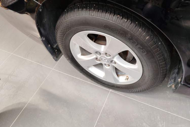 Used Toyota SIENNA 2016 3.5L Two-Wheel Drive 7-Seater Parallel Import Right Rear Wheel Hub