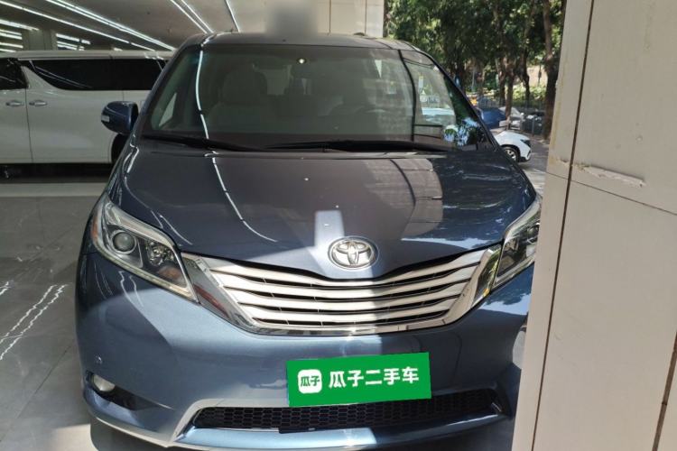 Used Toyota SIENNA 2016 3.5L Two-Wheel Drive 7-Seater Parallel Import Front