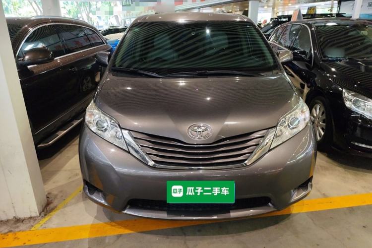 Used Toyota SIENNA 2016 3.5L Two-Wheel Drive 7-Seater Parallel Import Front
