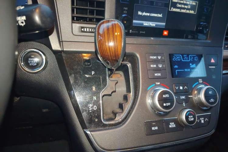 Used Toyota SIENNA  Gear Lever