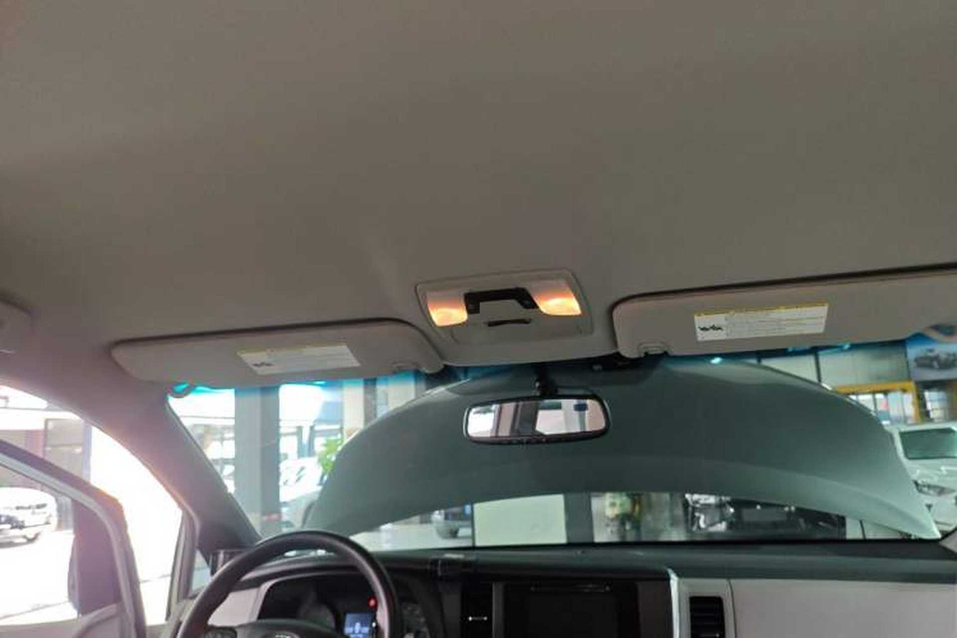 Used Toyota SIENNA 2016 3.5L Two-Wheel Drive 7-Seater Parallel Import Headliner