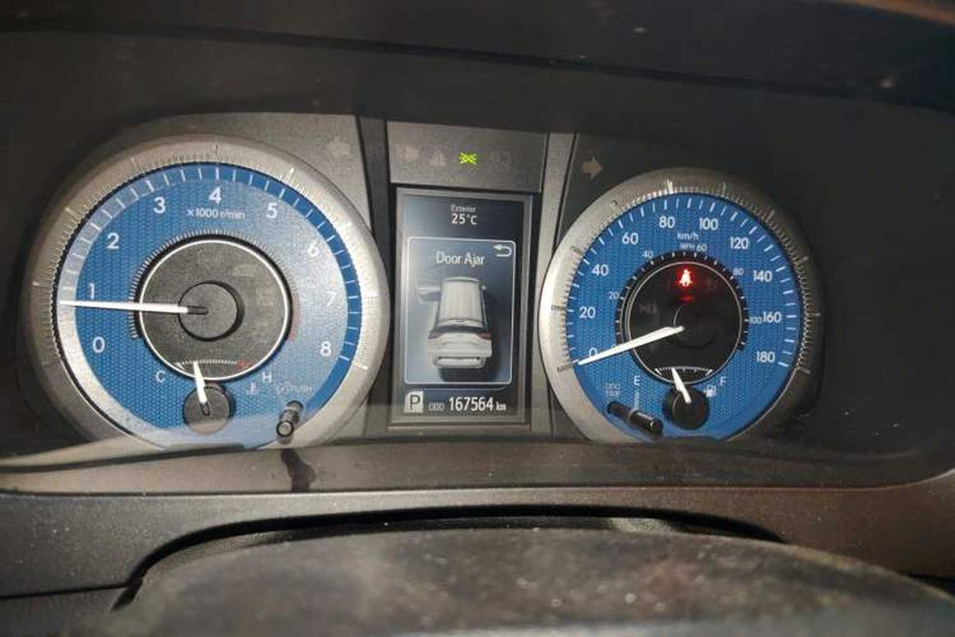 Used Toyota SIENNA  Instrument Cluster