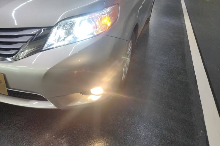 Used Toyota SIENNA 2016 3.5L Two-Wheel Drive 7-Seater Parallel Import Left Front Headlight