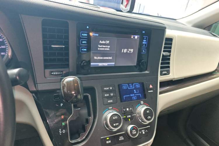 Used Toyota SIENNA  Audio And AC Panel