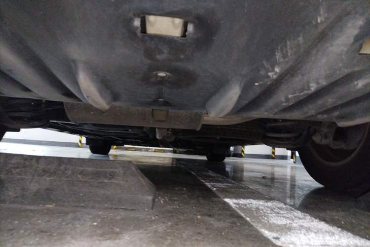 Used Toyota SIENNA  Chassis Front