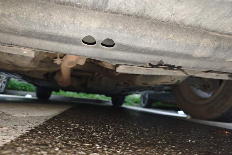 Used Toyota SIENNA  Chassis Front