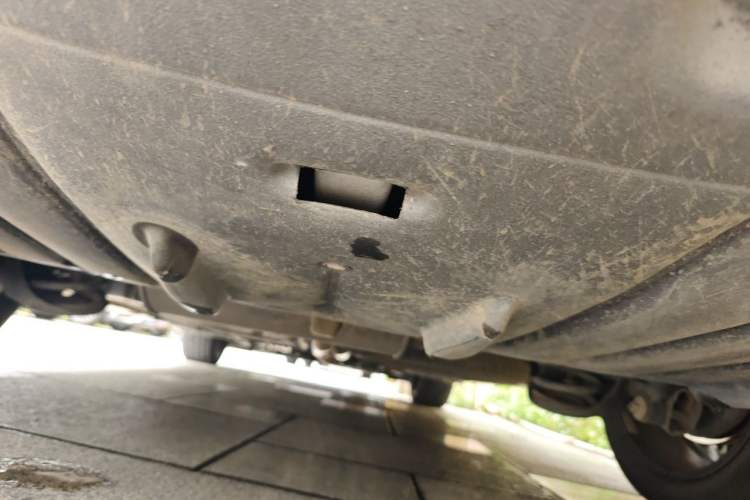 Used Toyota SIENNA  Chassis Rear